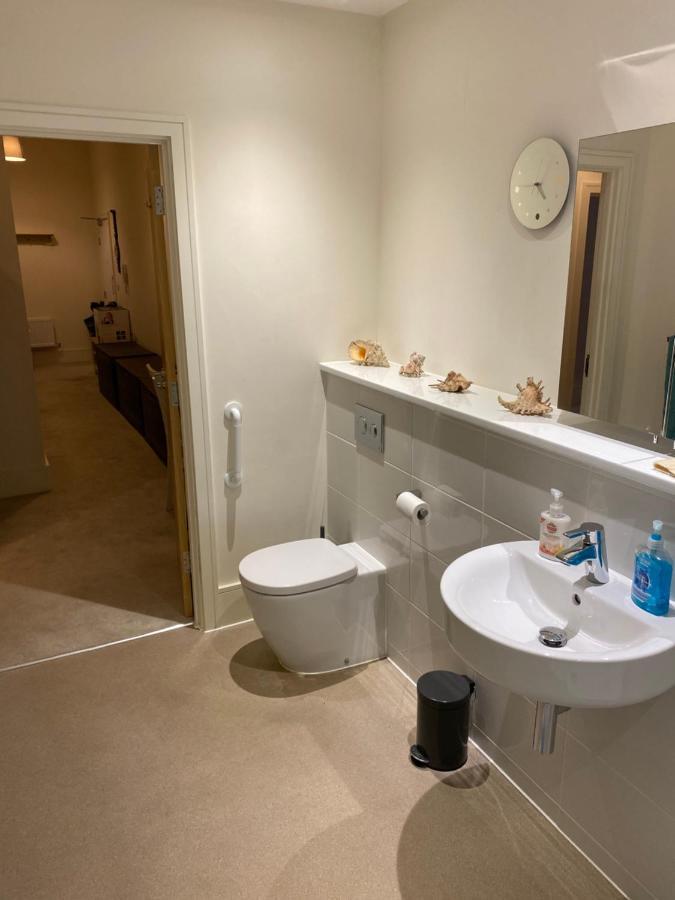 Chichester Luxury One Bed Apartment Ngoại thất bức ảnh